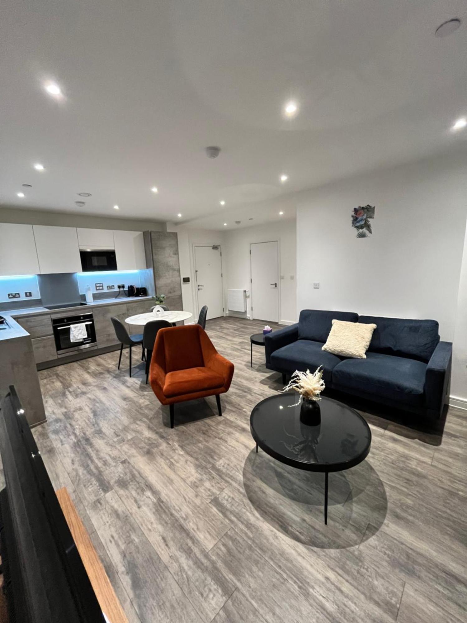One Bedroom Apartment Barking  Ngoại thất bức ảnh